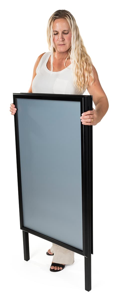 Portable sidewalk sign holder with PVC lenses