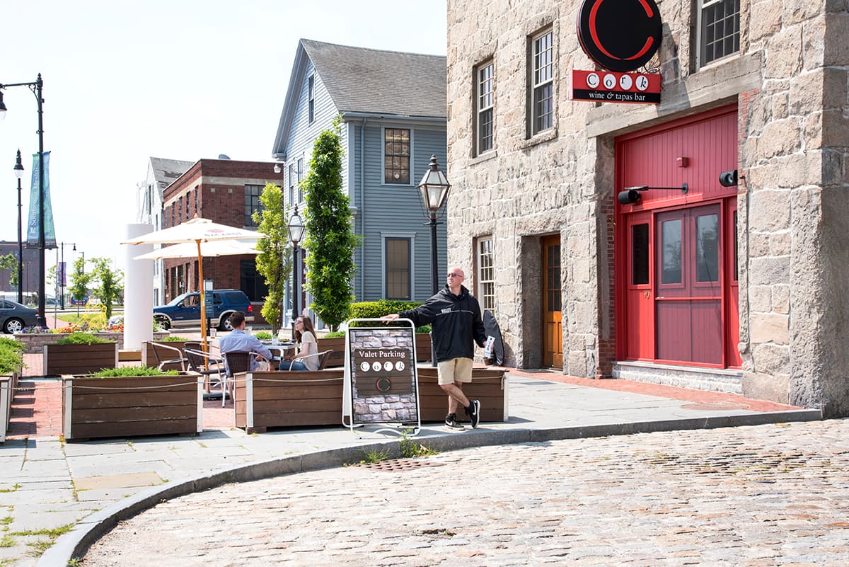 Outdoor Rolling Sidewalk Sign