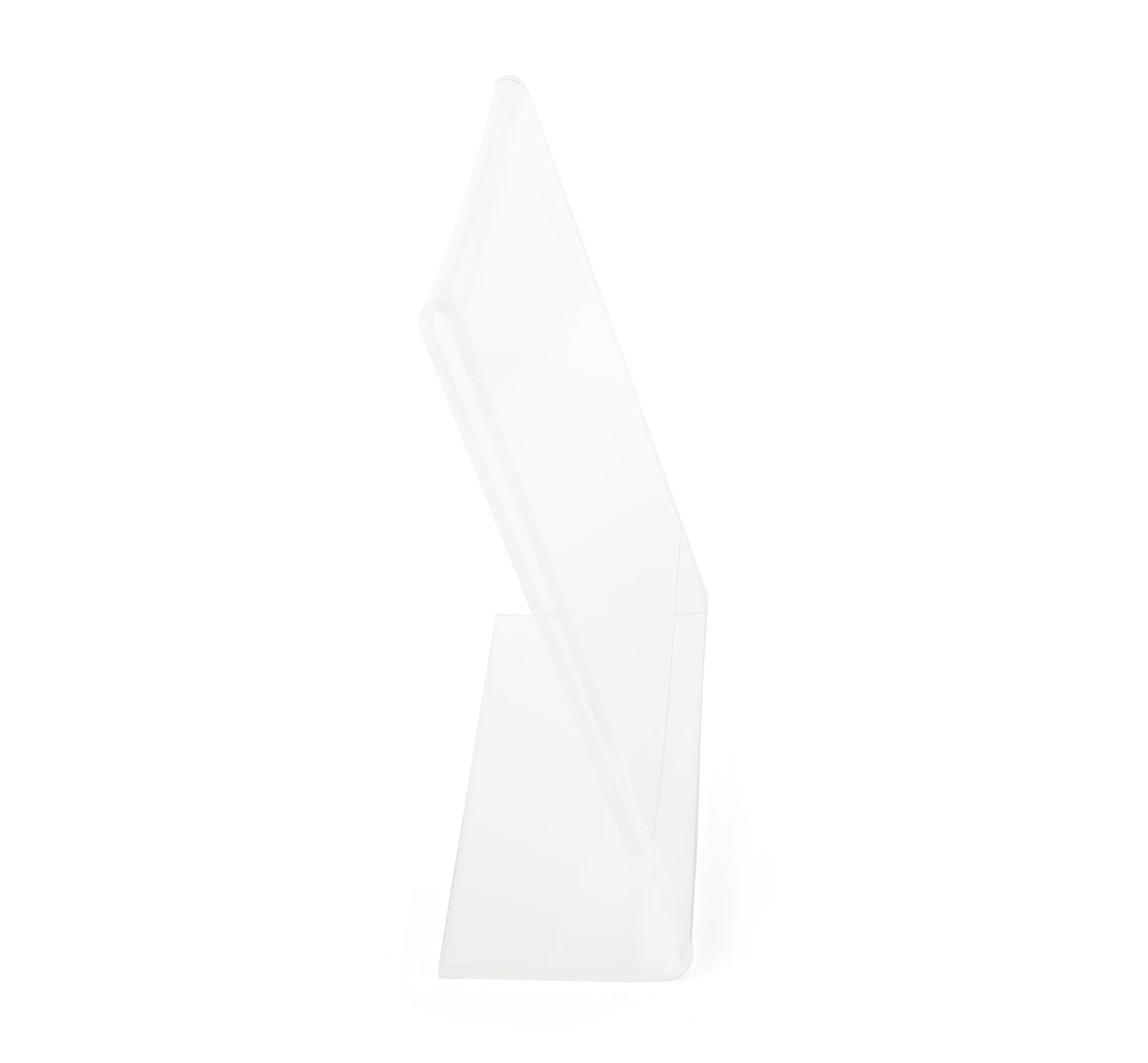 Photo frame with slant back design