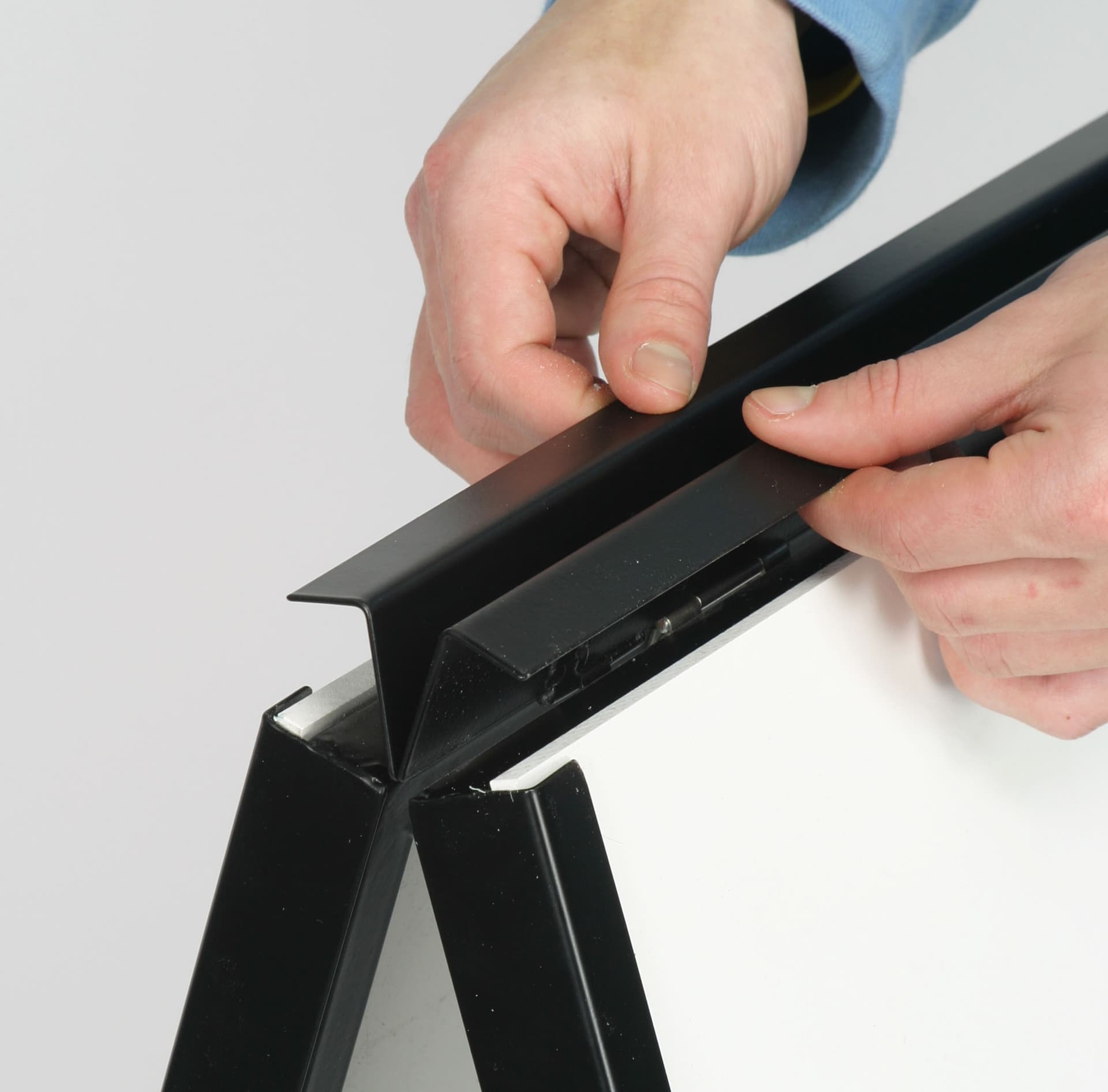 Yard sign frames securely holds posters in place