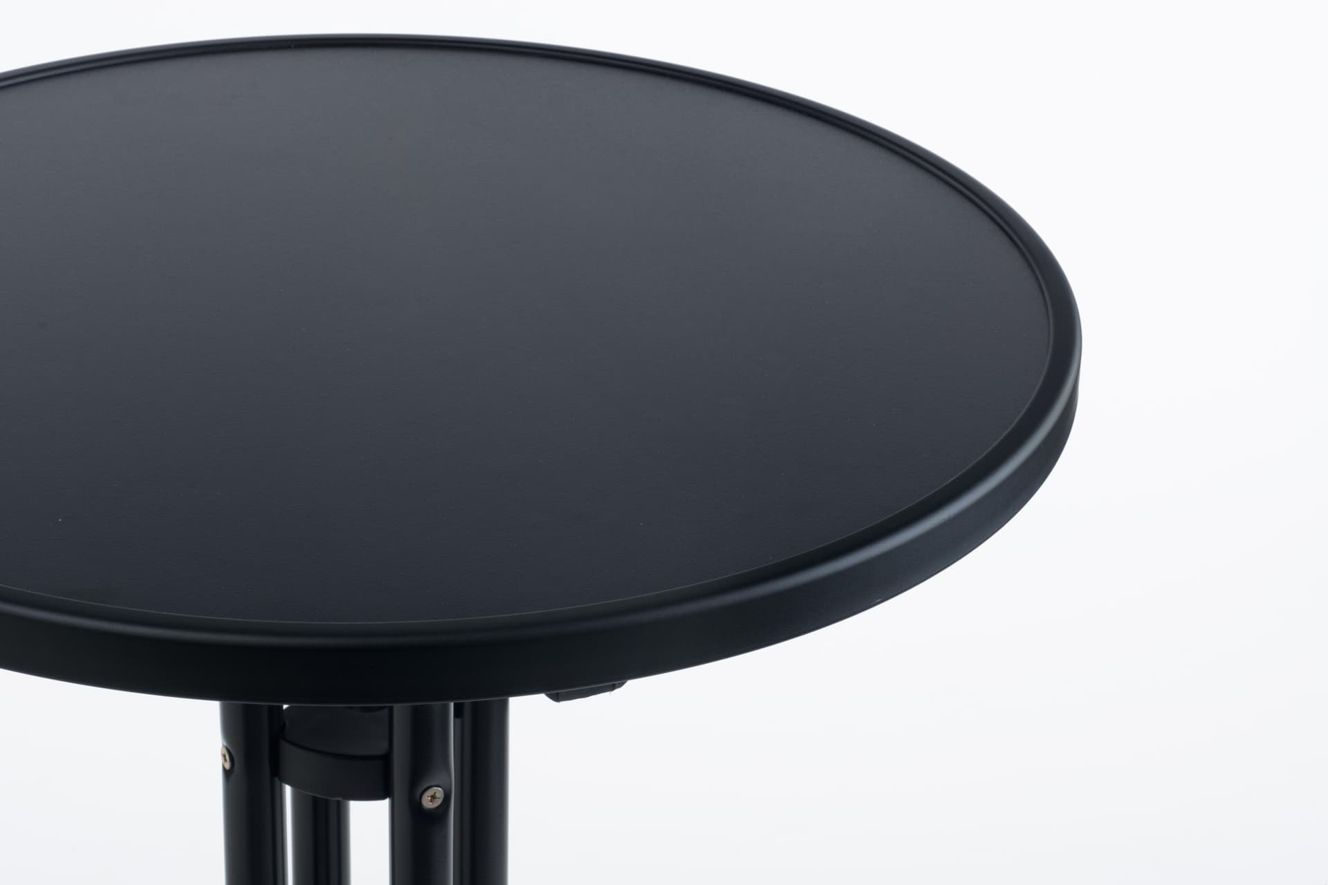 Round Bar Table