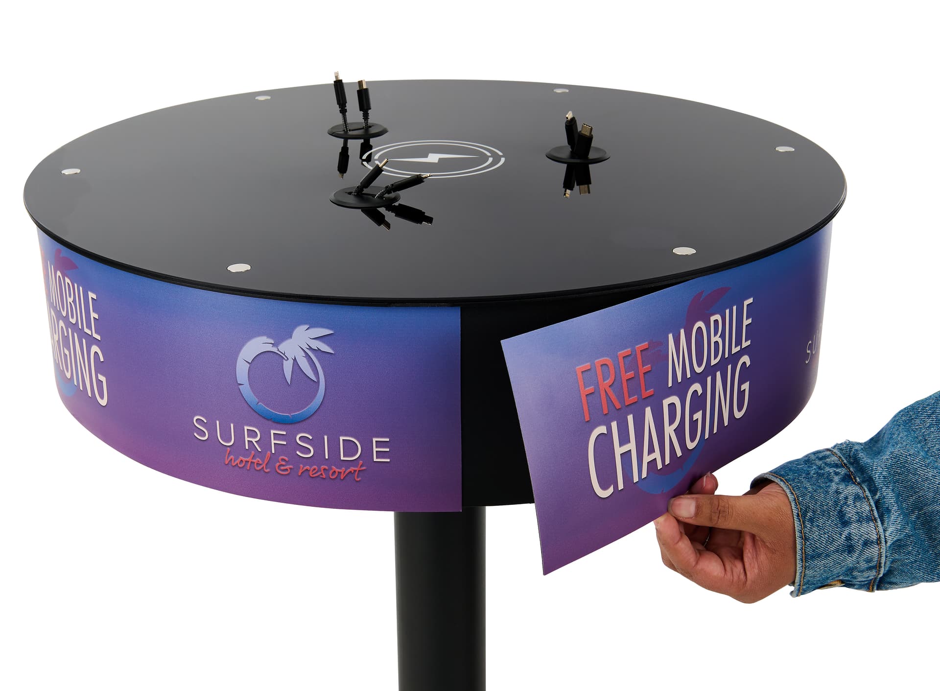 Mobile charging station with magnetic graphic