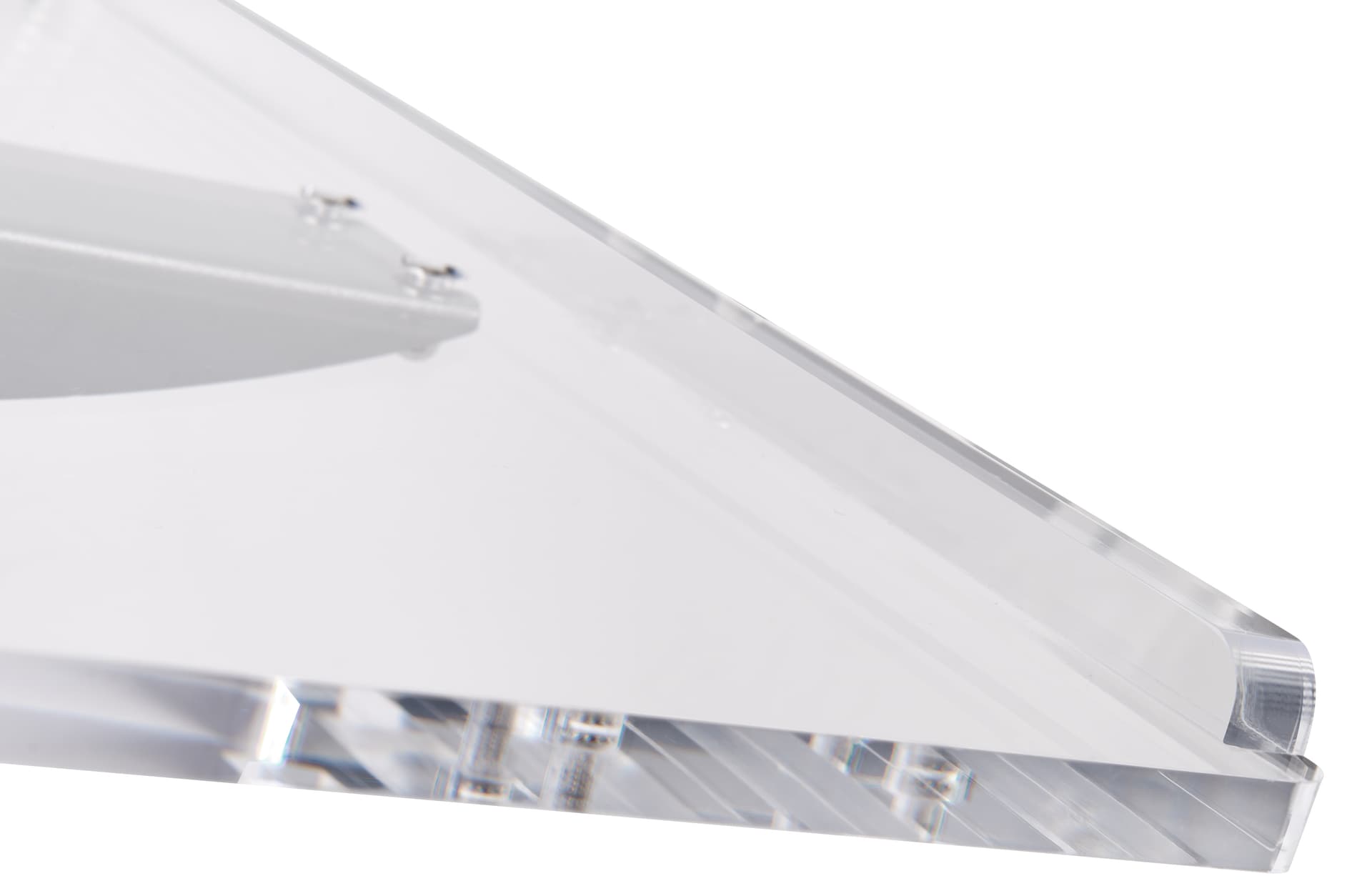 Basic lectern with acrylic lip