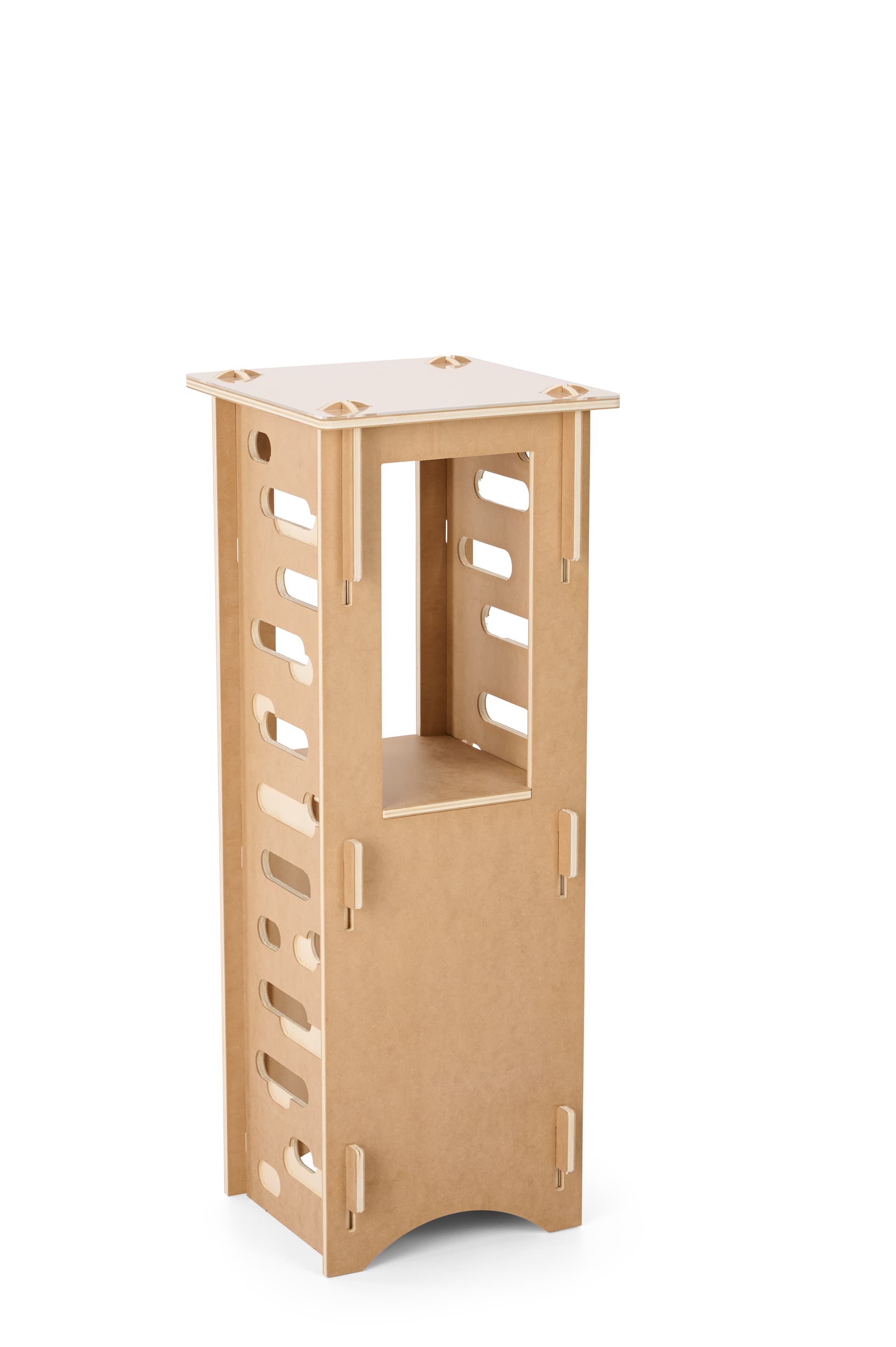 Wooden display pedestal with easy assembly