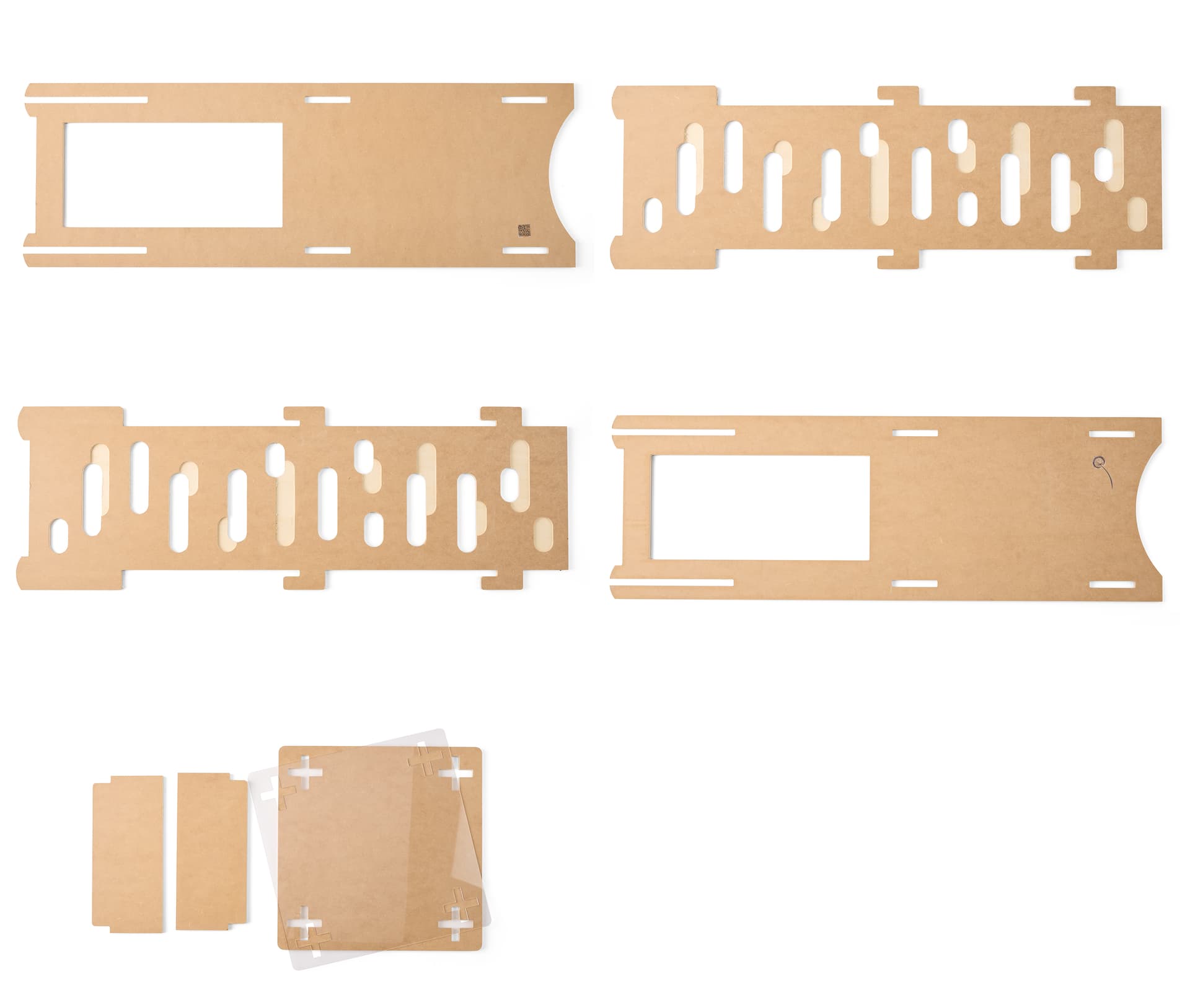 Wooden display pedestal ships in flat eco-friendly packaging