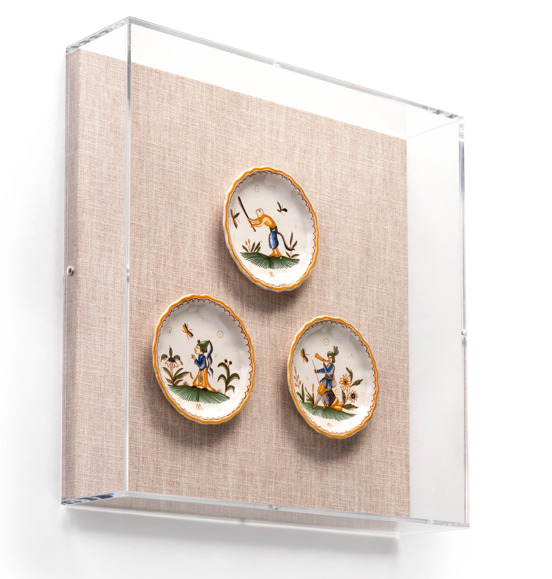 Square Shadow Box Gallery Frame with Antiques Display
