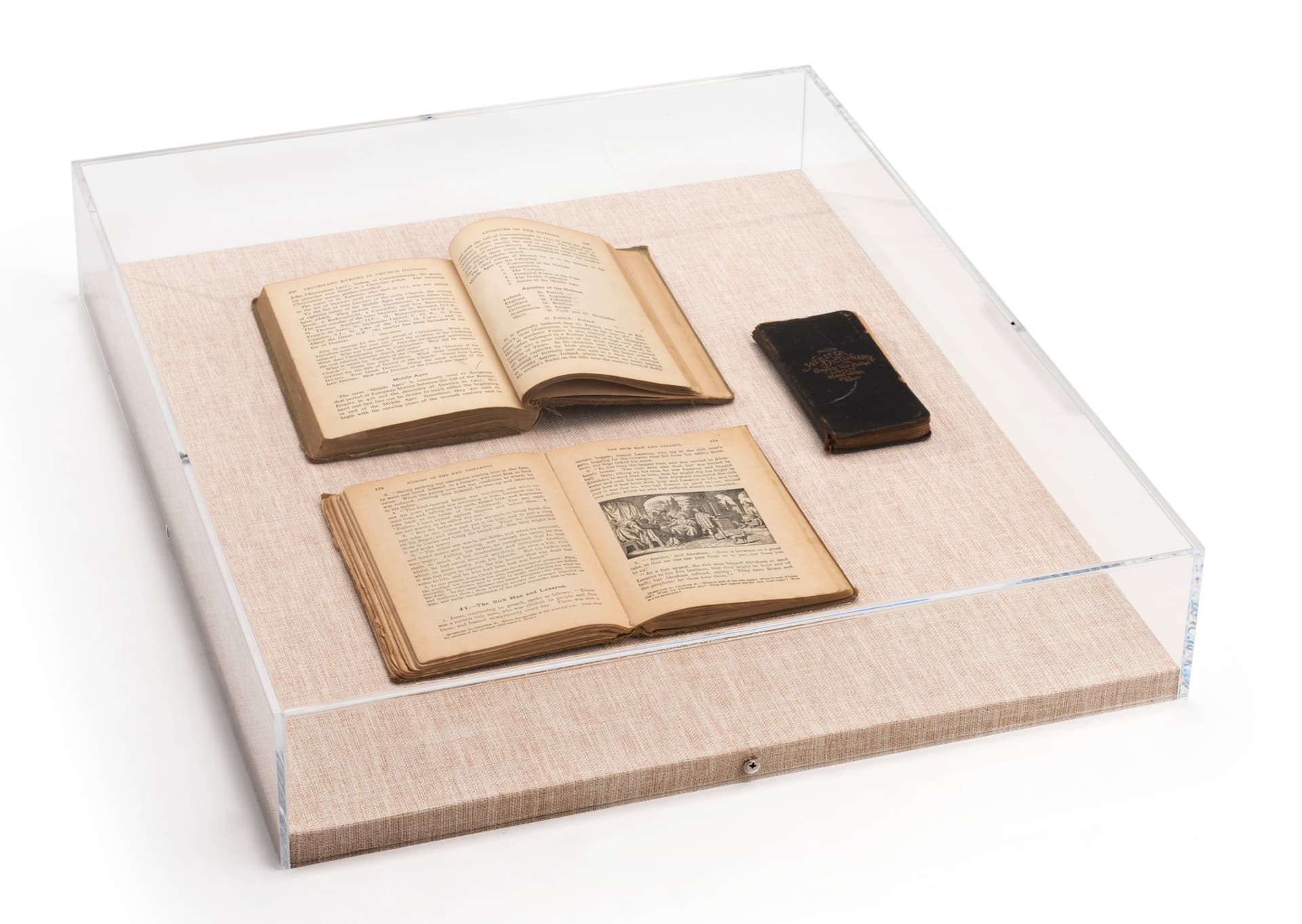 Unpropped 16" x 20" Linen Backed Exhibit Wall Frame