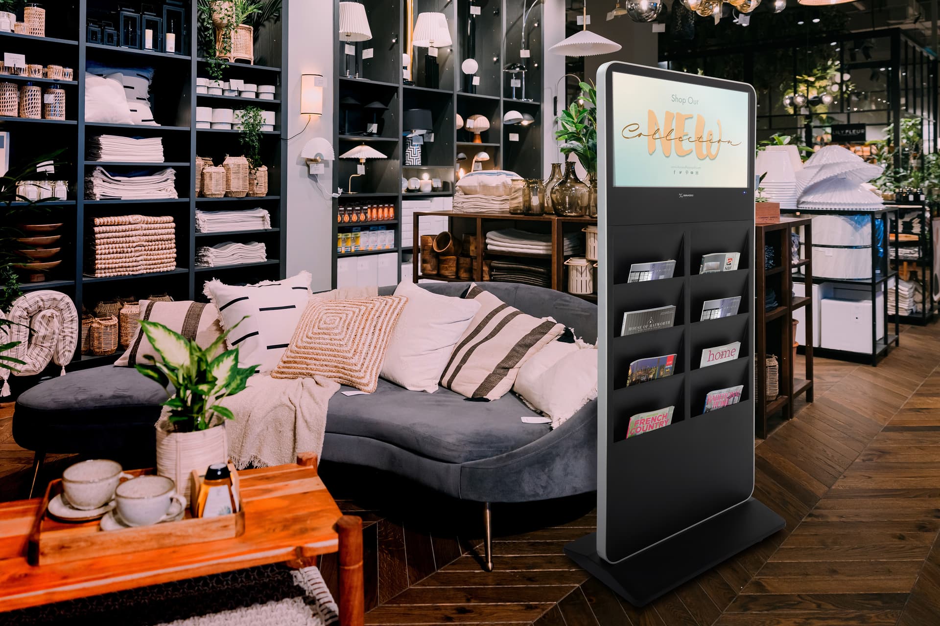 Digital brochure kiosk with Android operating system