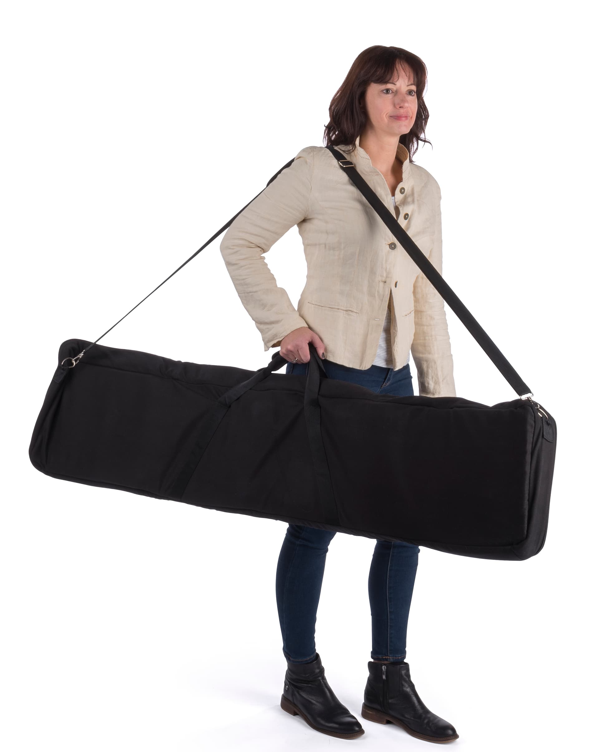 Removable and adjustable shoulder strap on literature stand carry bag