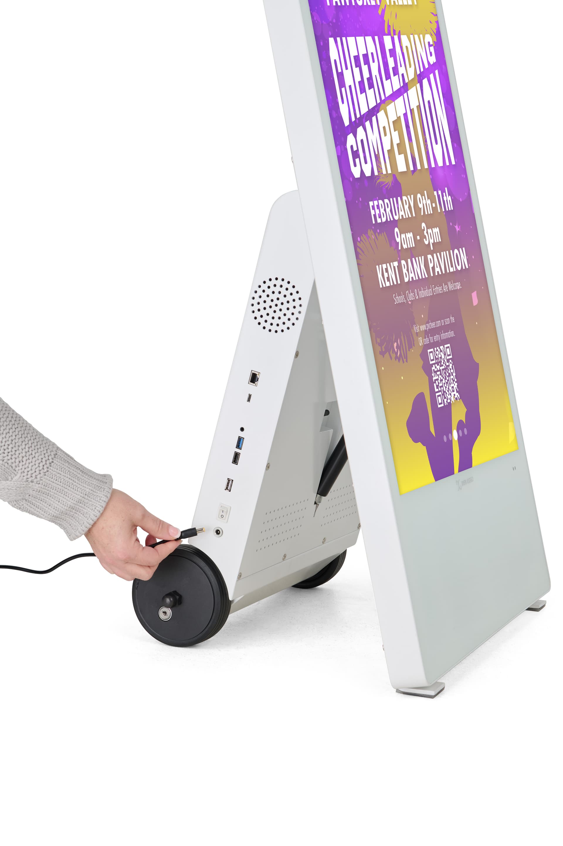 Mobile digital signage with rechargeable battery