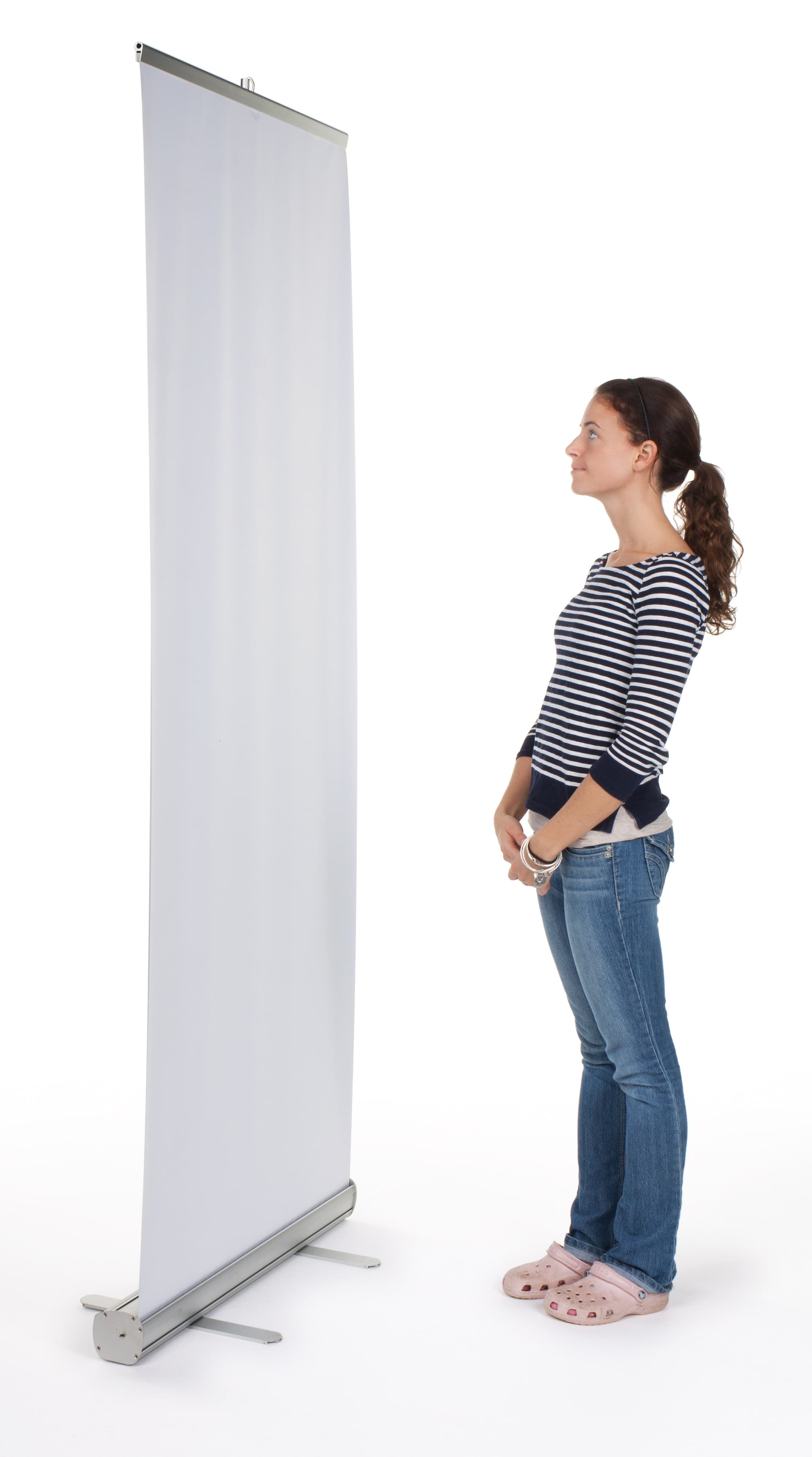 Aluminum pull up banner stand