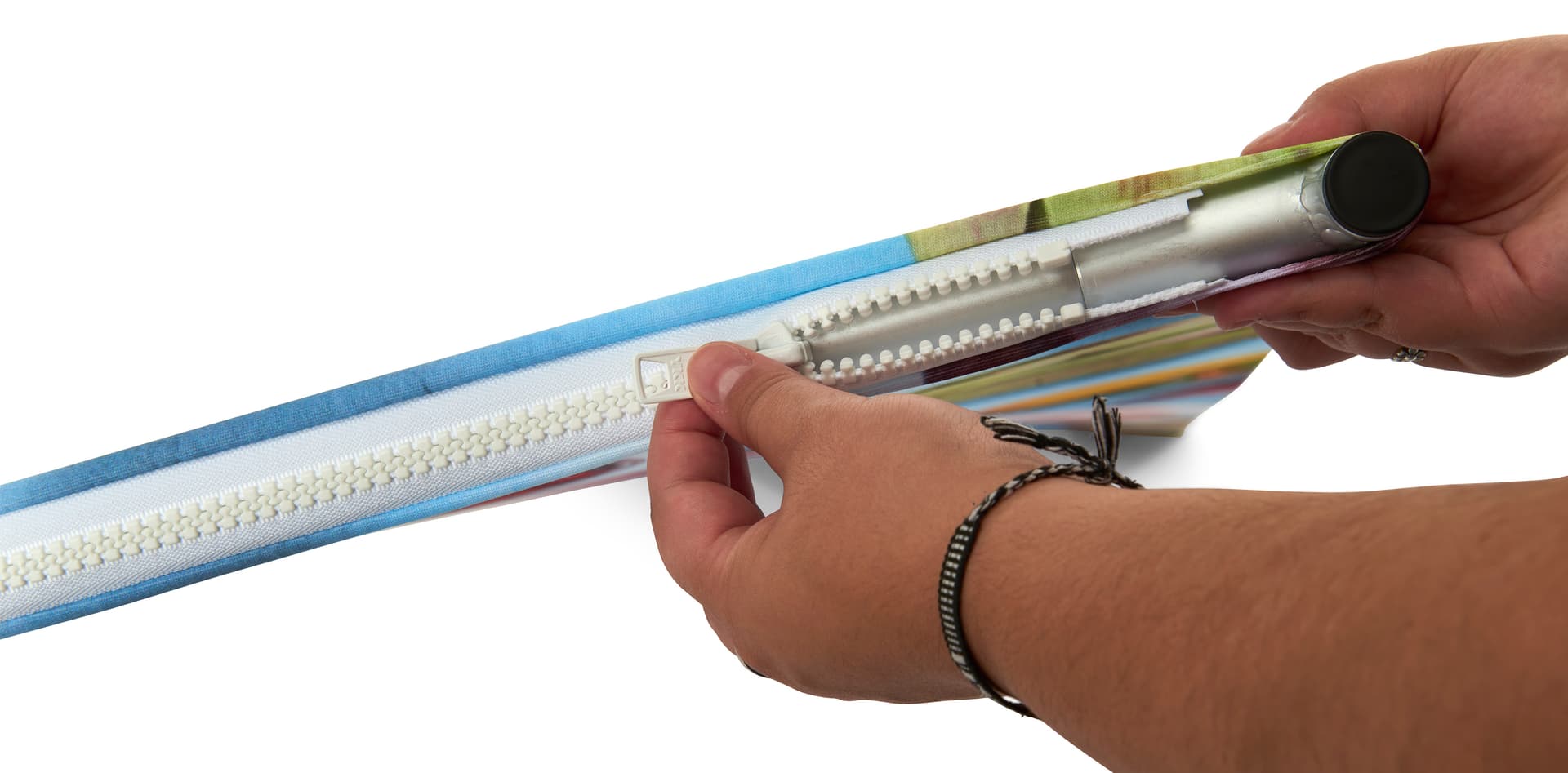 Fabric banner display stand with zipper application graphics