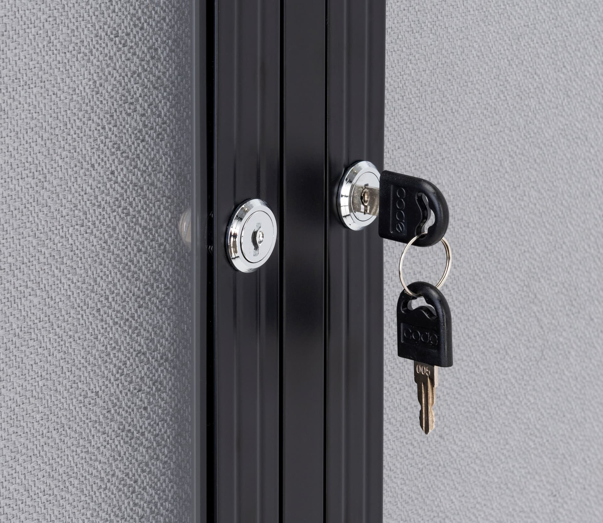 Polycarbonate notice board with set of two keys