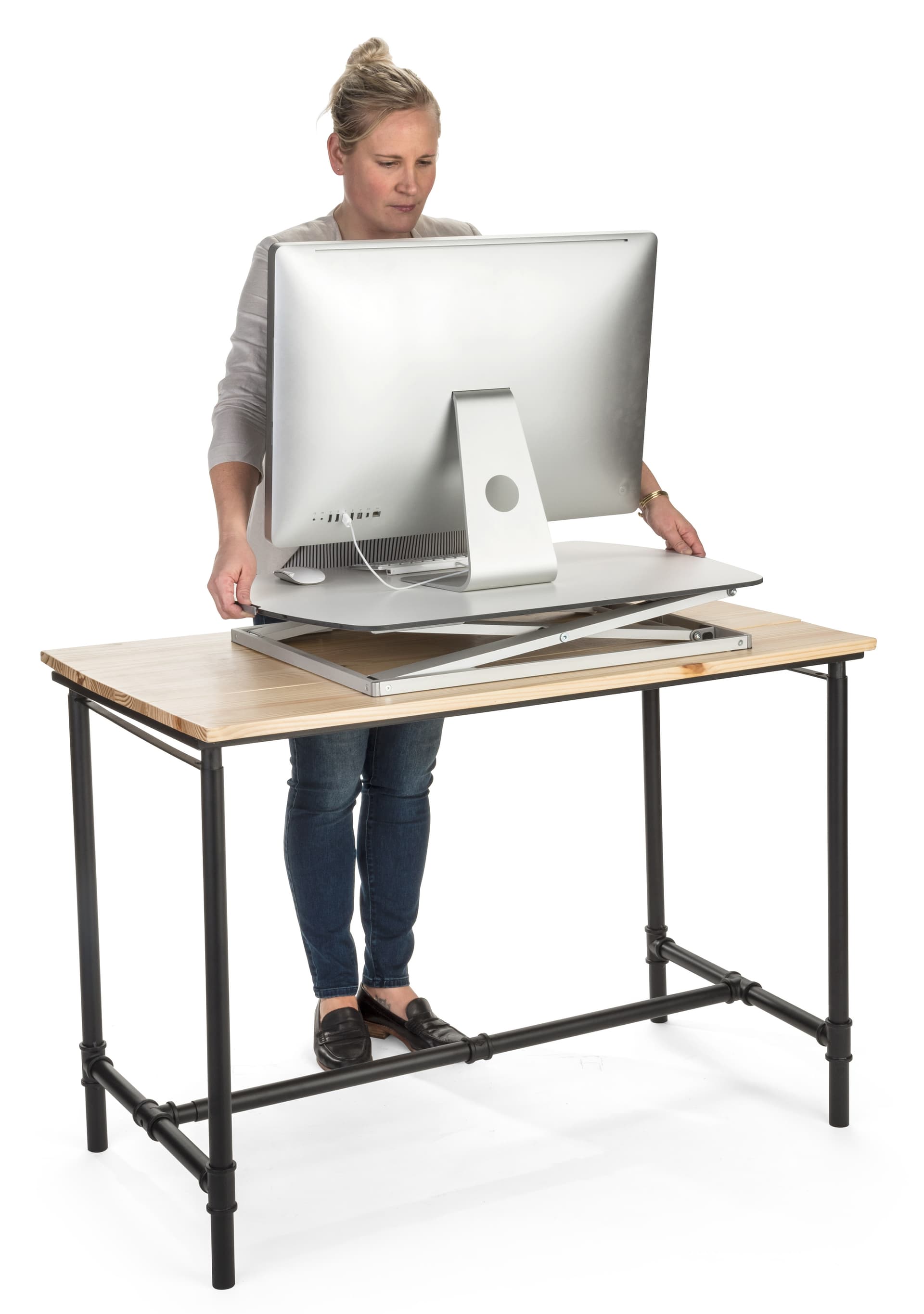 Height adjustable standing desk converter with gas lift mechanism