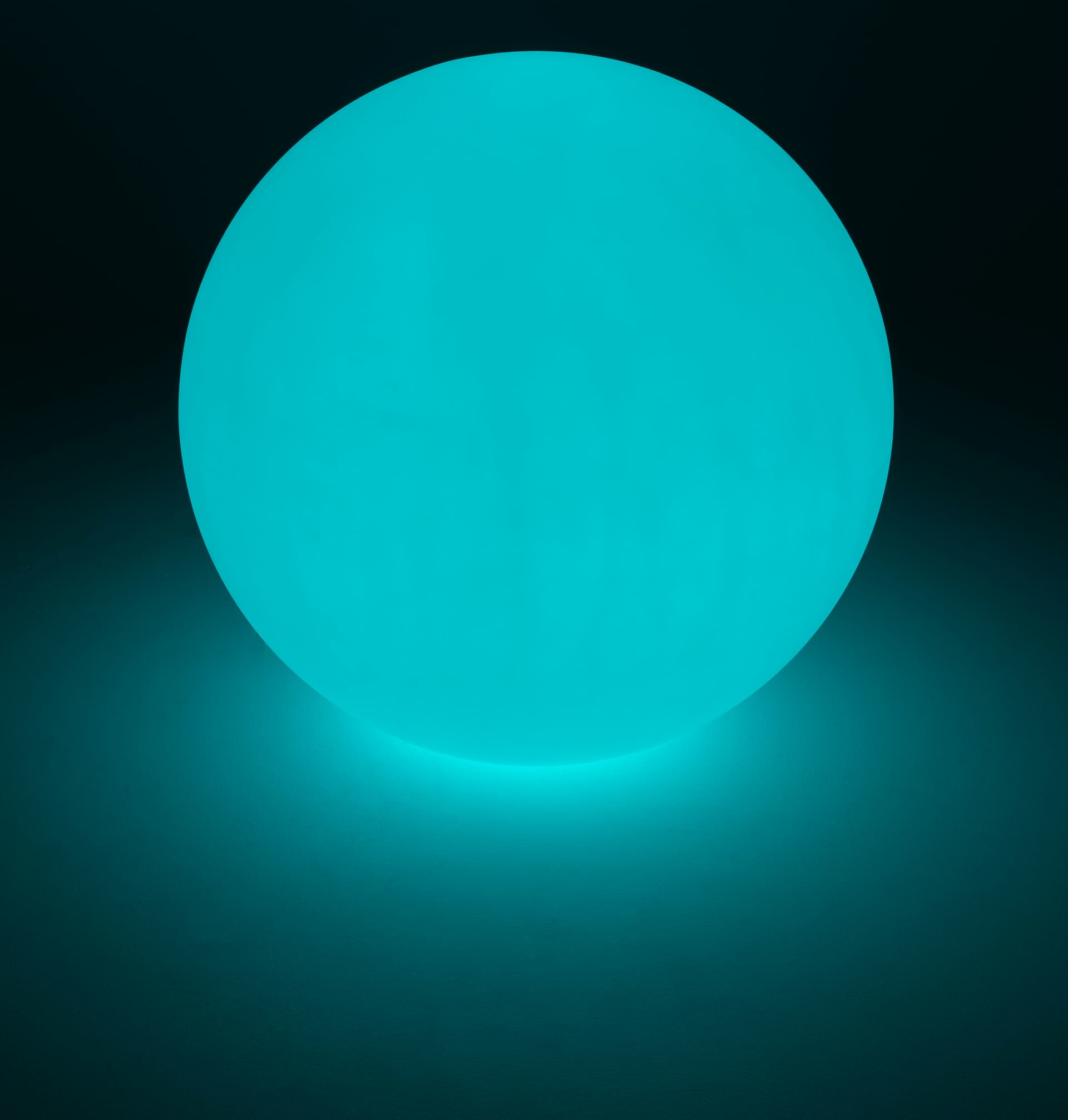 Large LED ball with turquoise lighting
