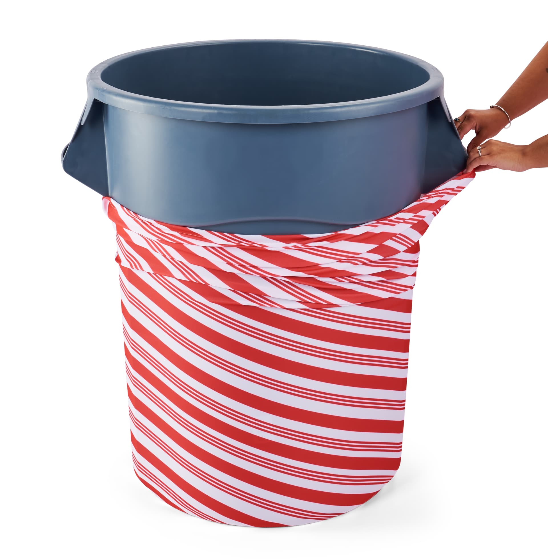 Candy cane stretch trash can cover is easy to apply 
