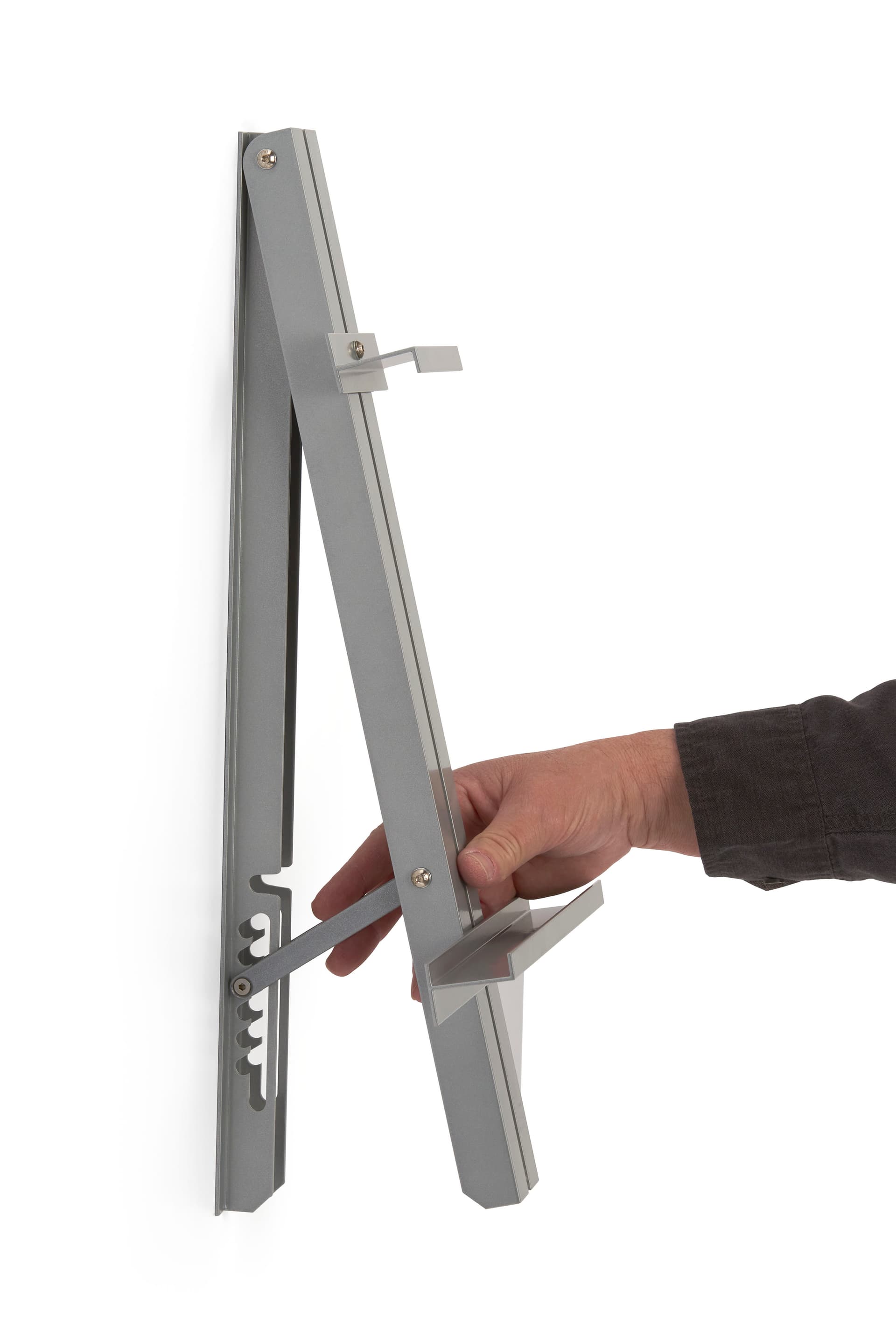 Studio wall easel with simple usability