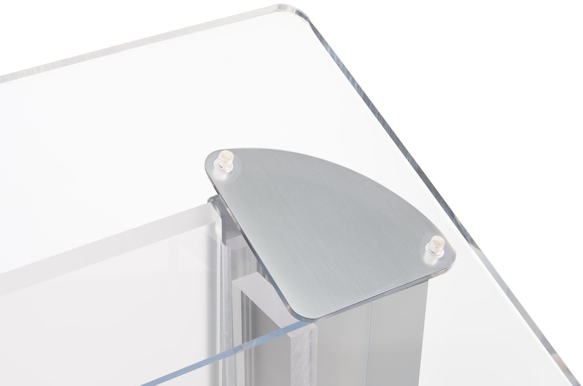 Recycled plastic lectern with with lifted edge