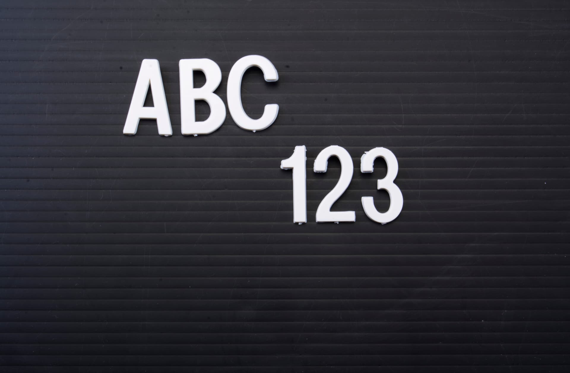 1.5" Helvetica Letter Set