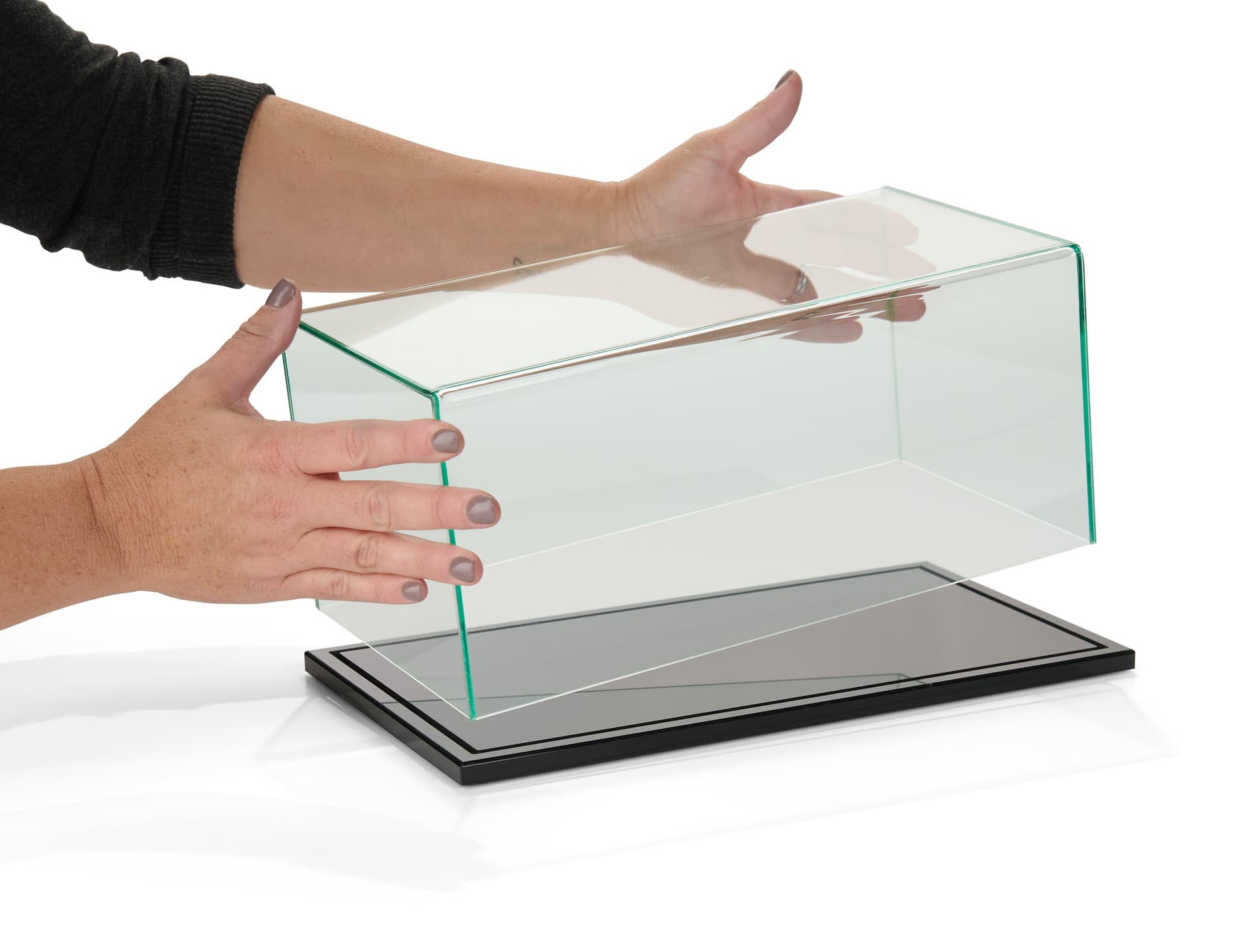 1:18 display case with lift off top