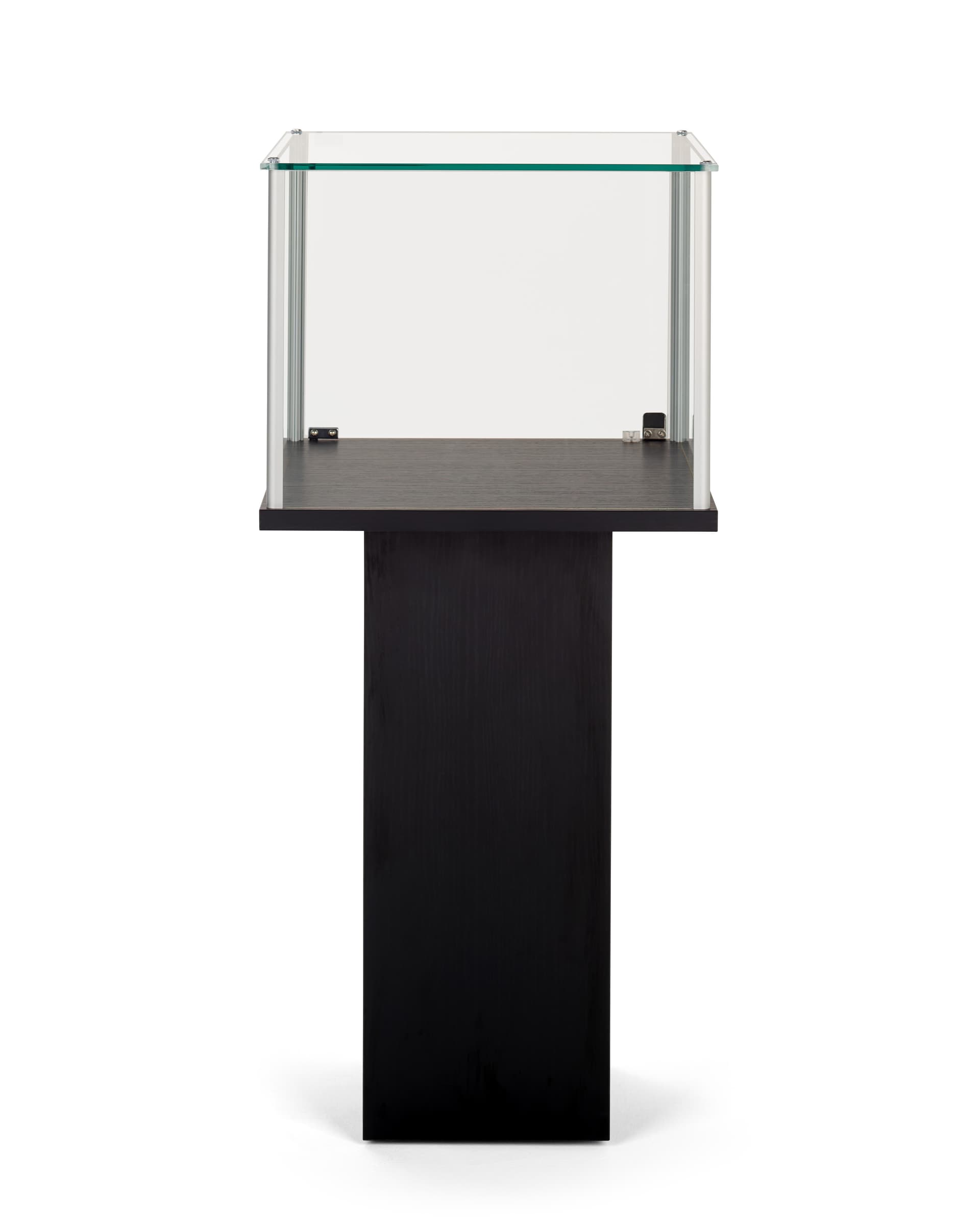Pedestal showcase with simple 4-bolt assembly for quick and easy setup