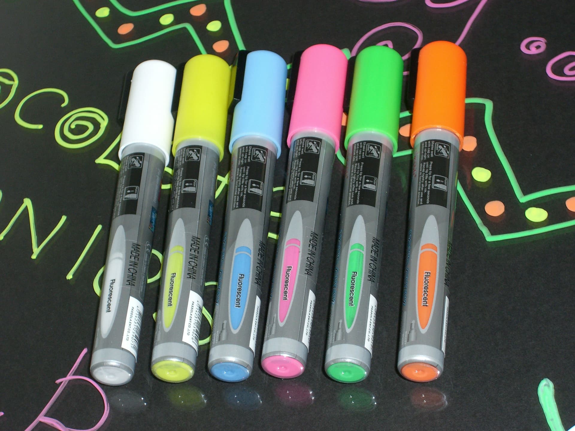 neon markers