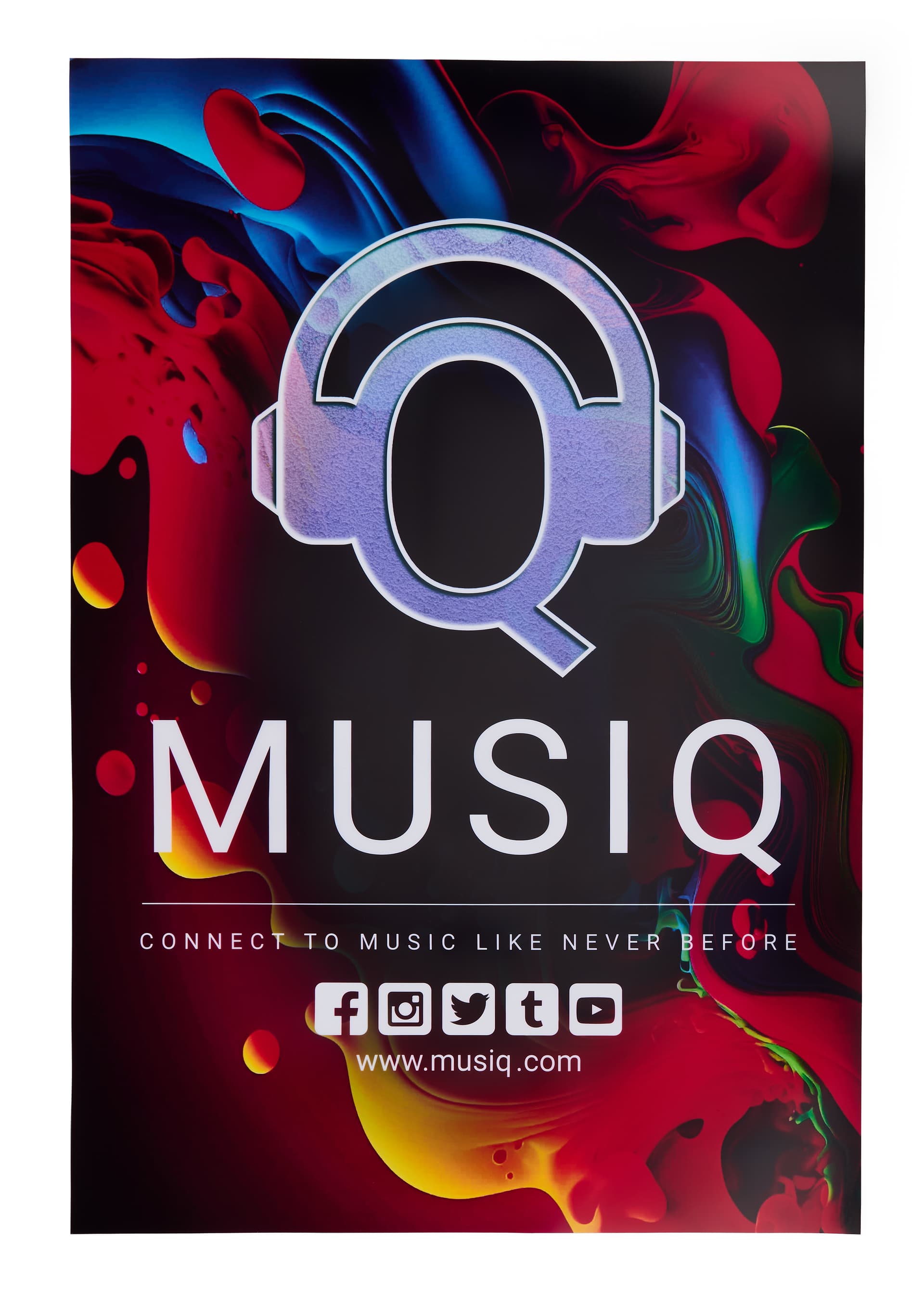 Backlit Poster with 24" x 36" display 