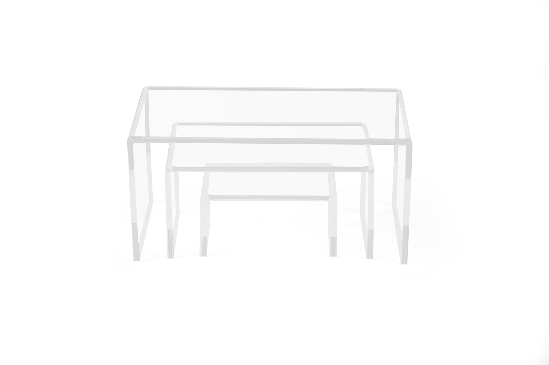 Stackable retail riser with stackable design