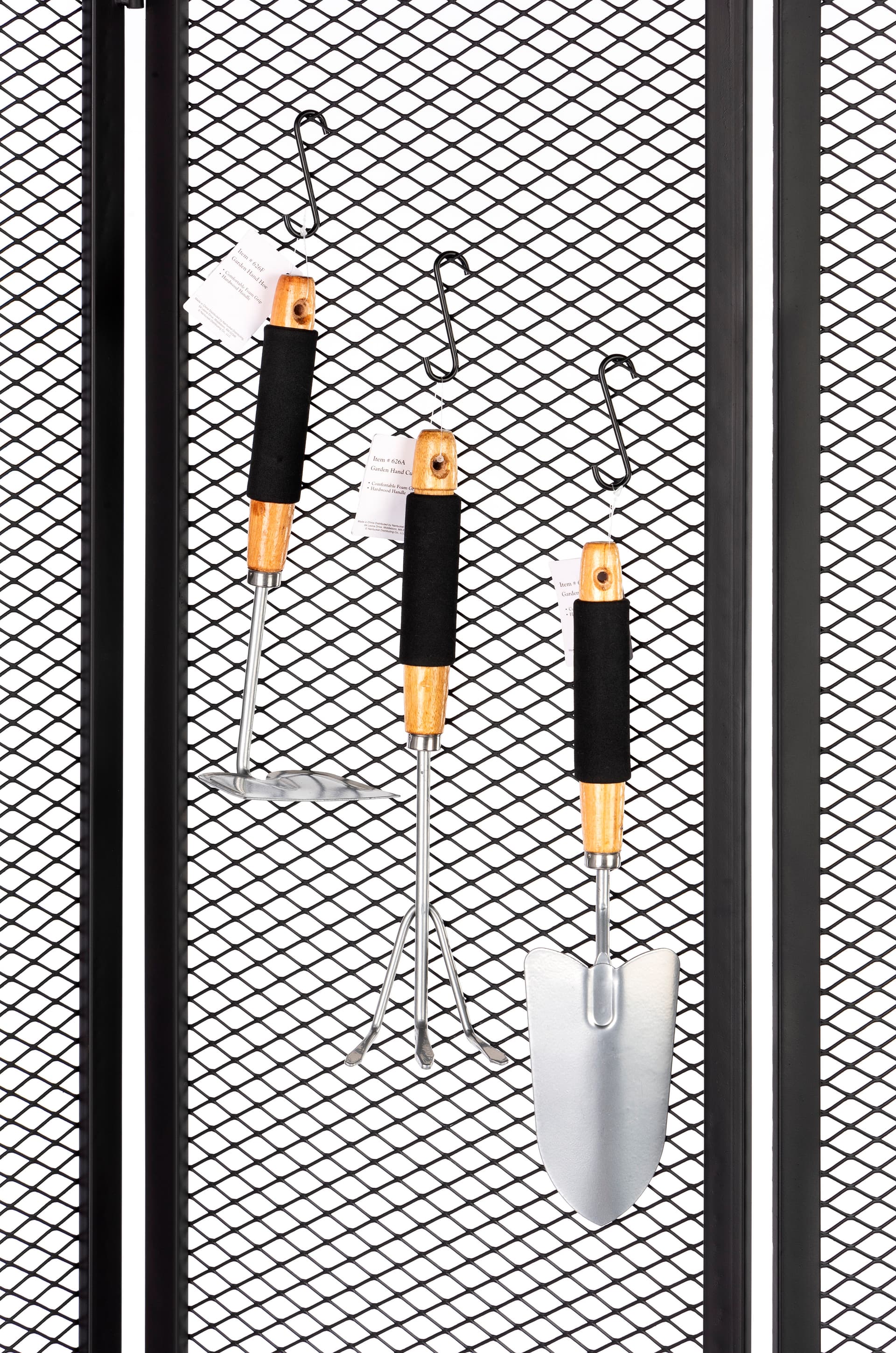 Hinged mesh retail display screen with 2mm thick grid design