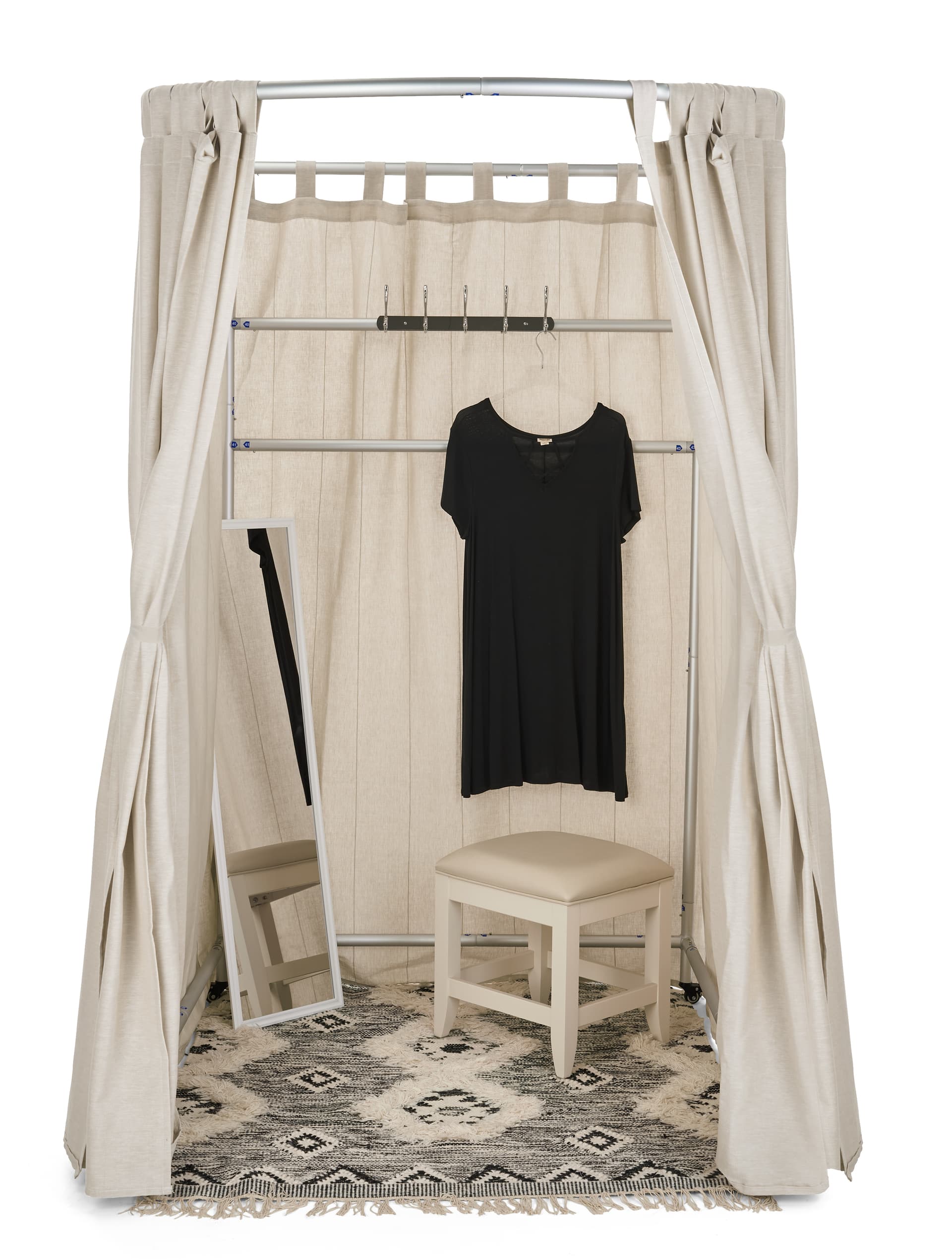 Mobile fitting room frame with front panel entrance 