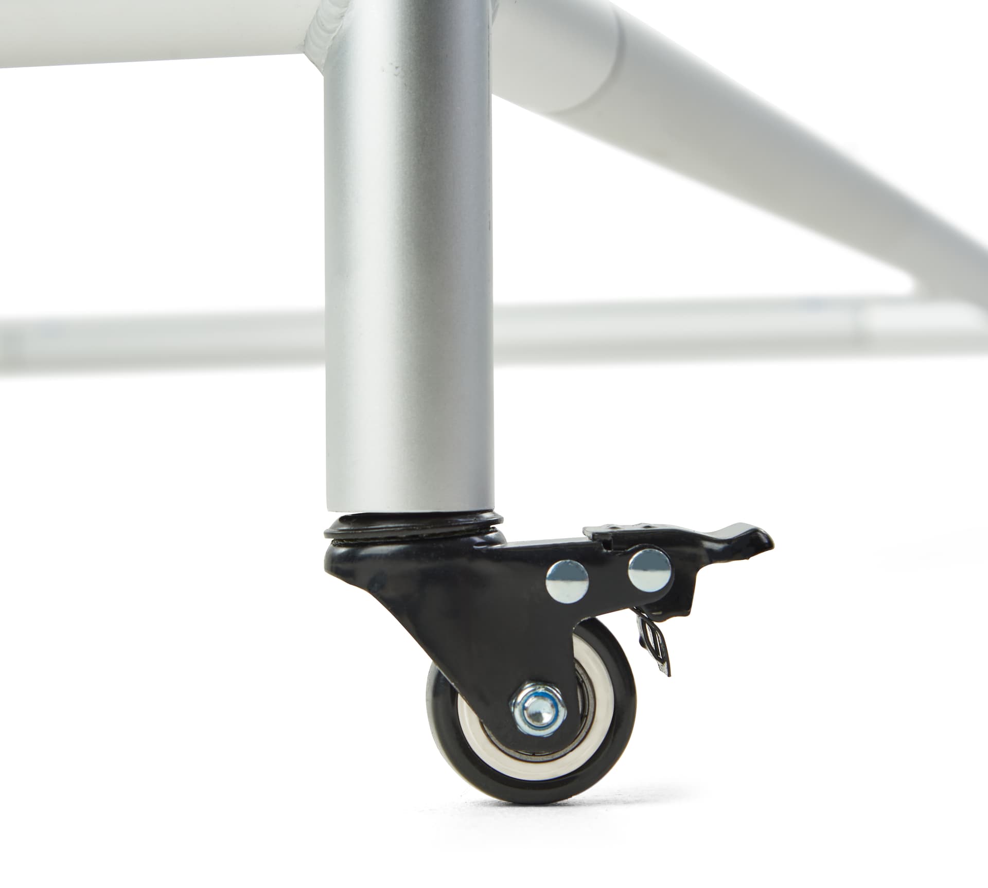 Mobile fitting room frame with locking caster wheels