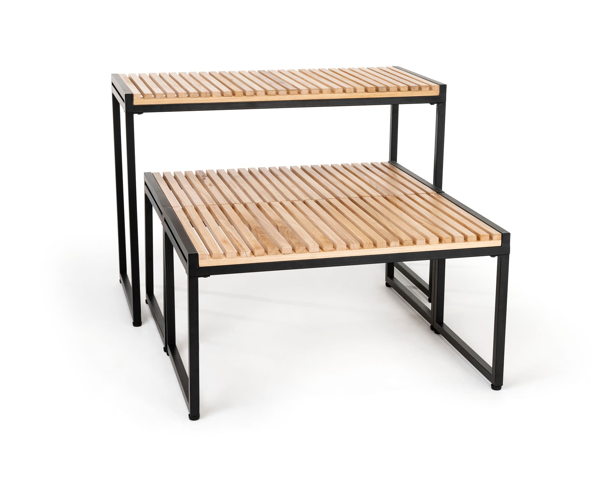 Large nesting tables have multiple placement configurations