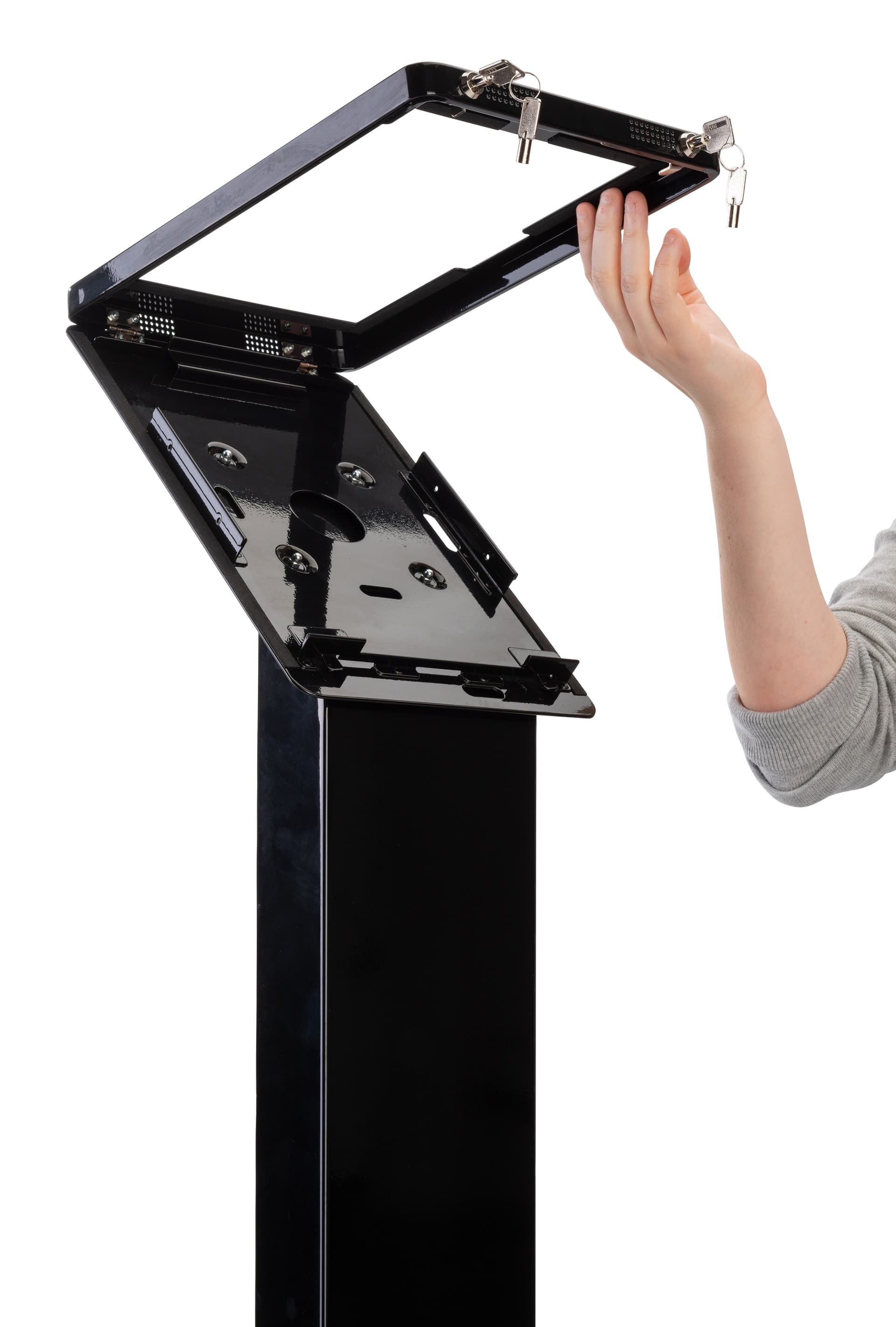 Surface Pro lockable floor stand includes keys