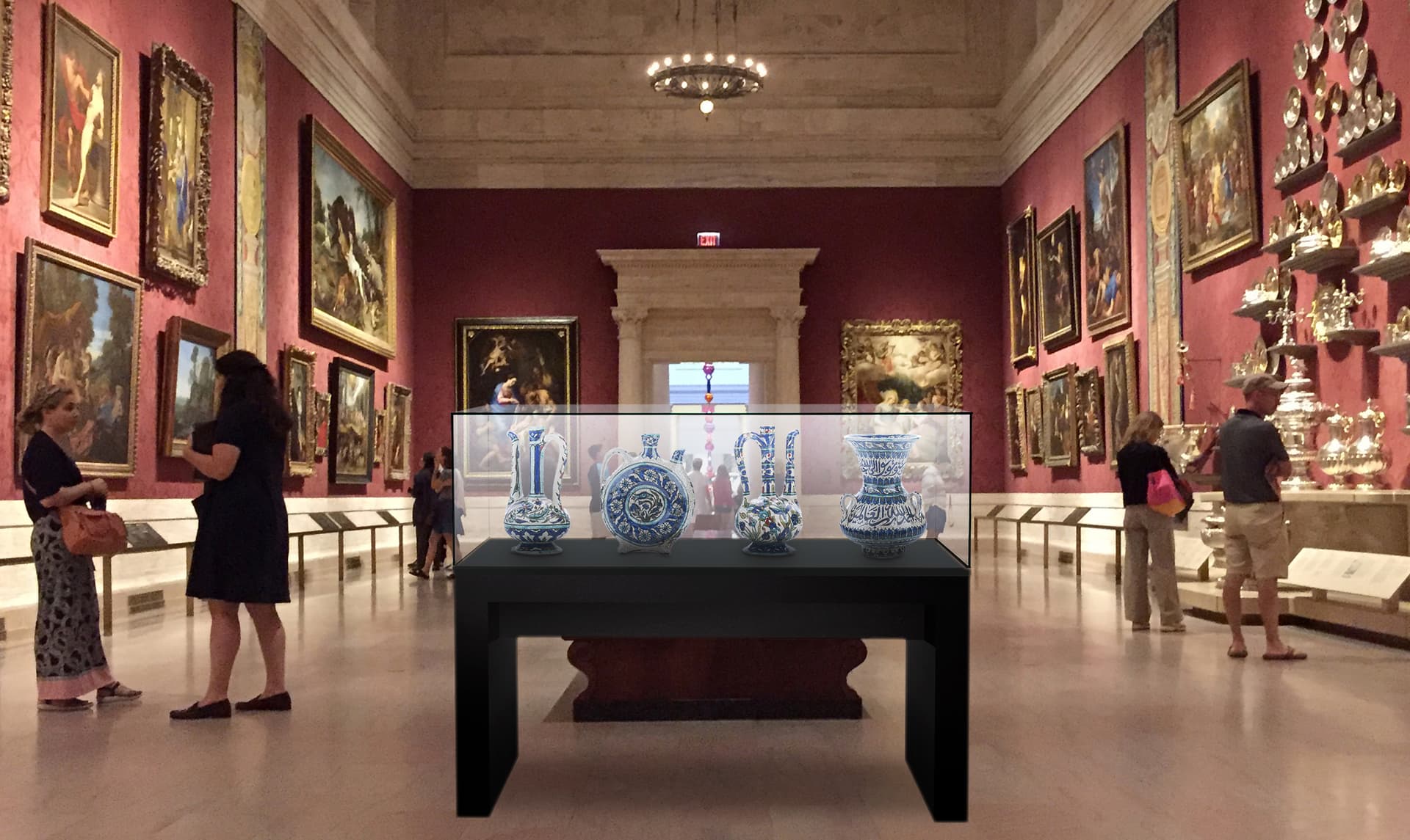 Glass display table case with modern design