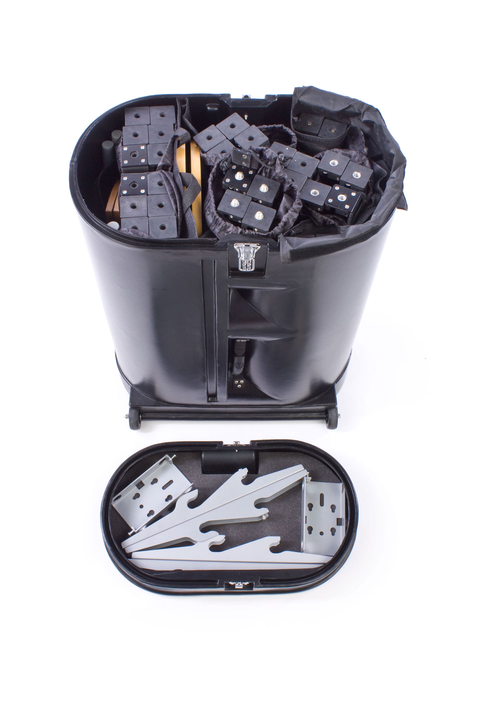 Portable counter for tradeshows with pieces packaged inside