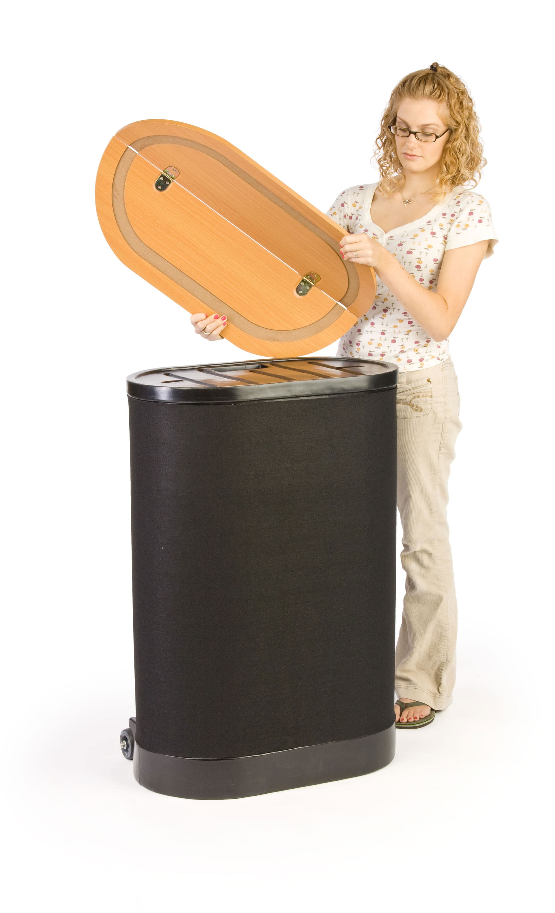 exhibit booth carrying case and portable counter