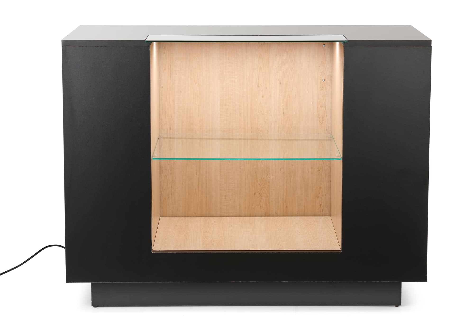 Two tone retail showcase with black and maple colorway 