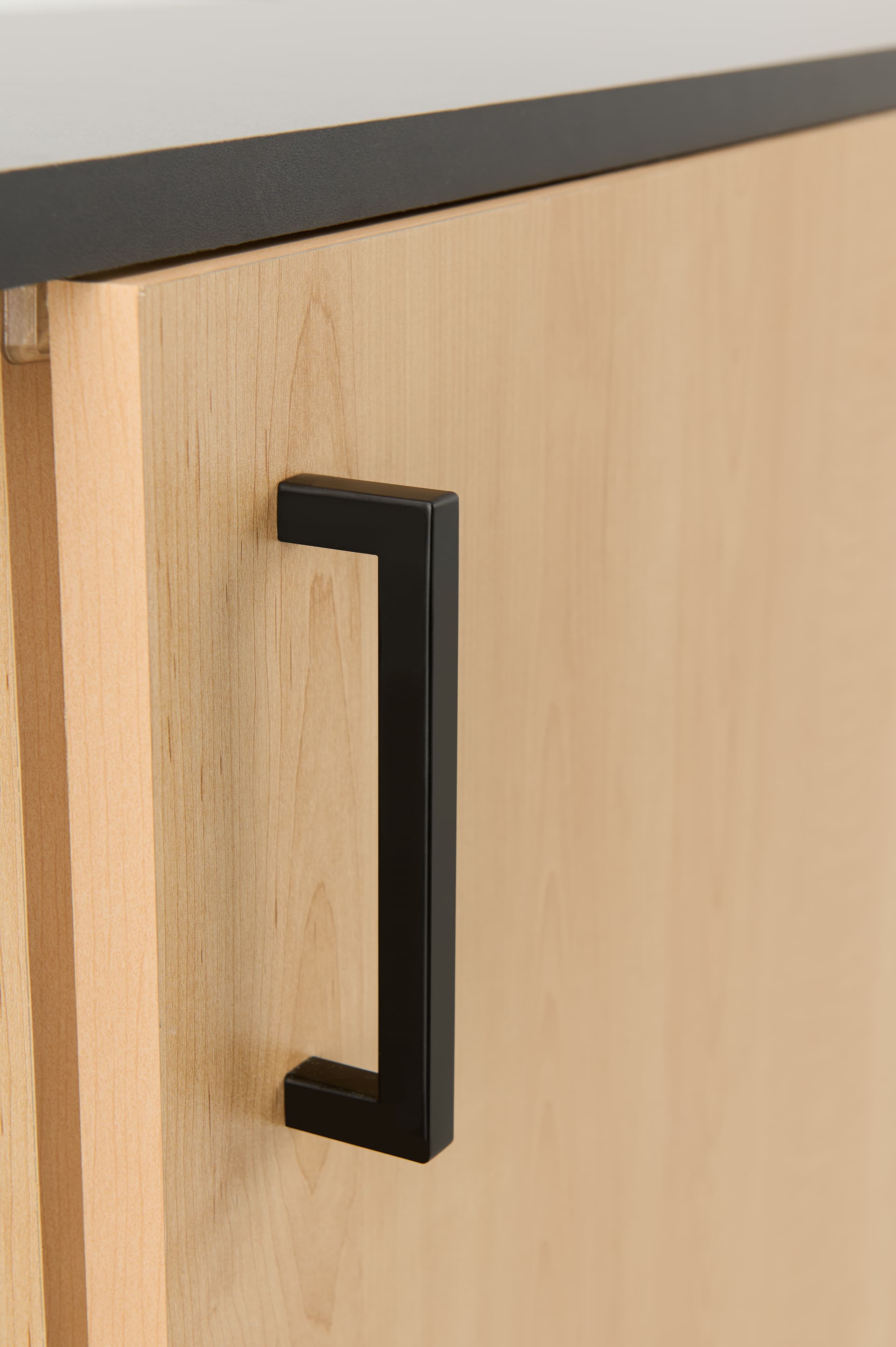 Two tone retail showcase with shelf weight of 50 pounds