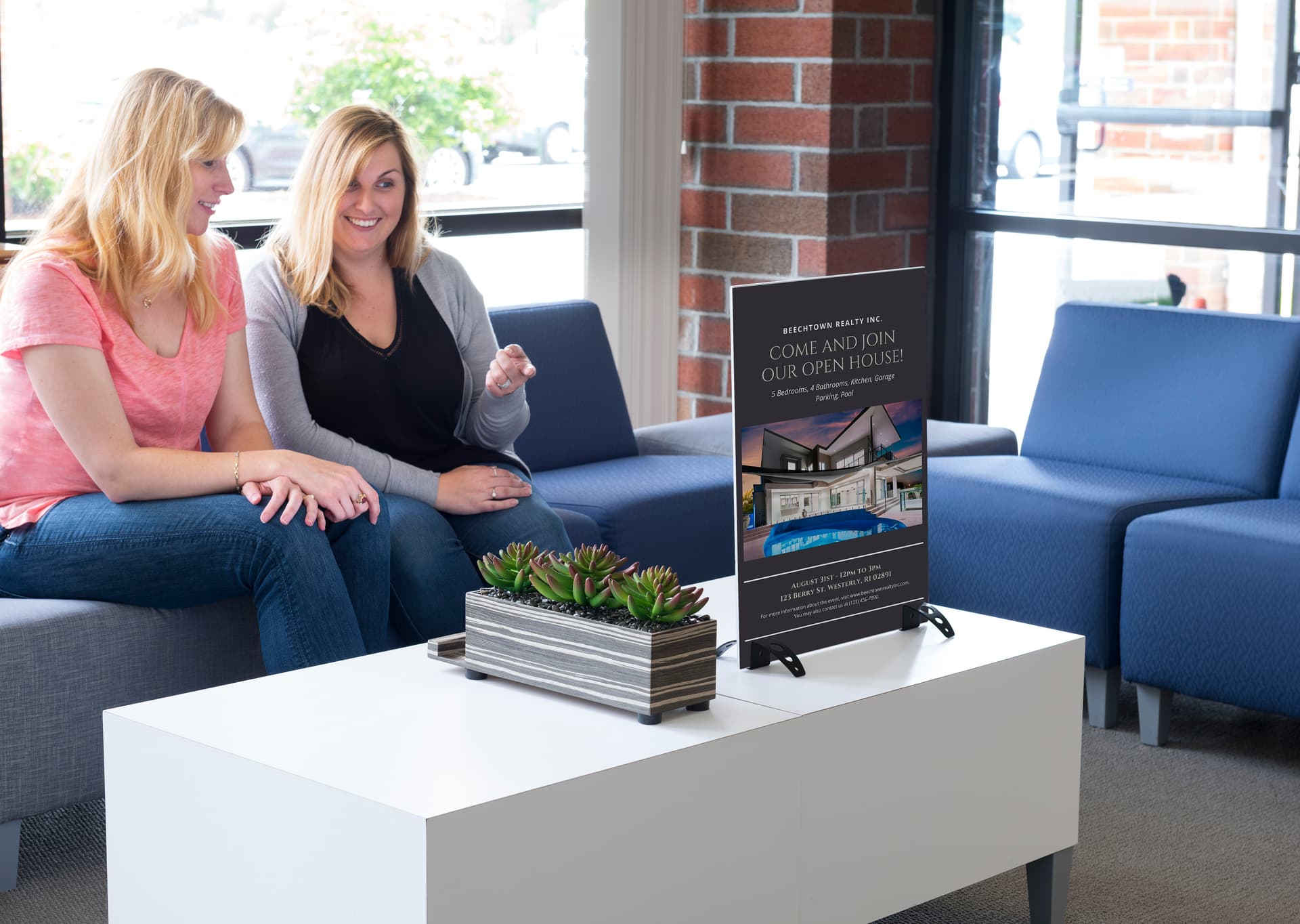 Falconboard corrugated cardboard signs with fade-resistant graphics 