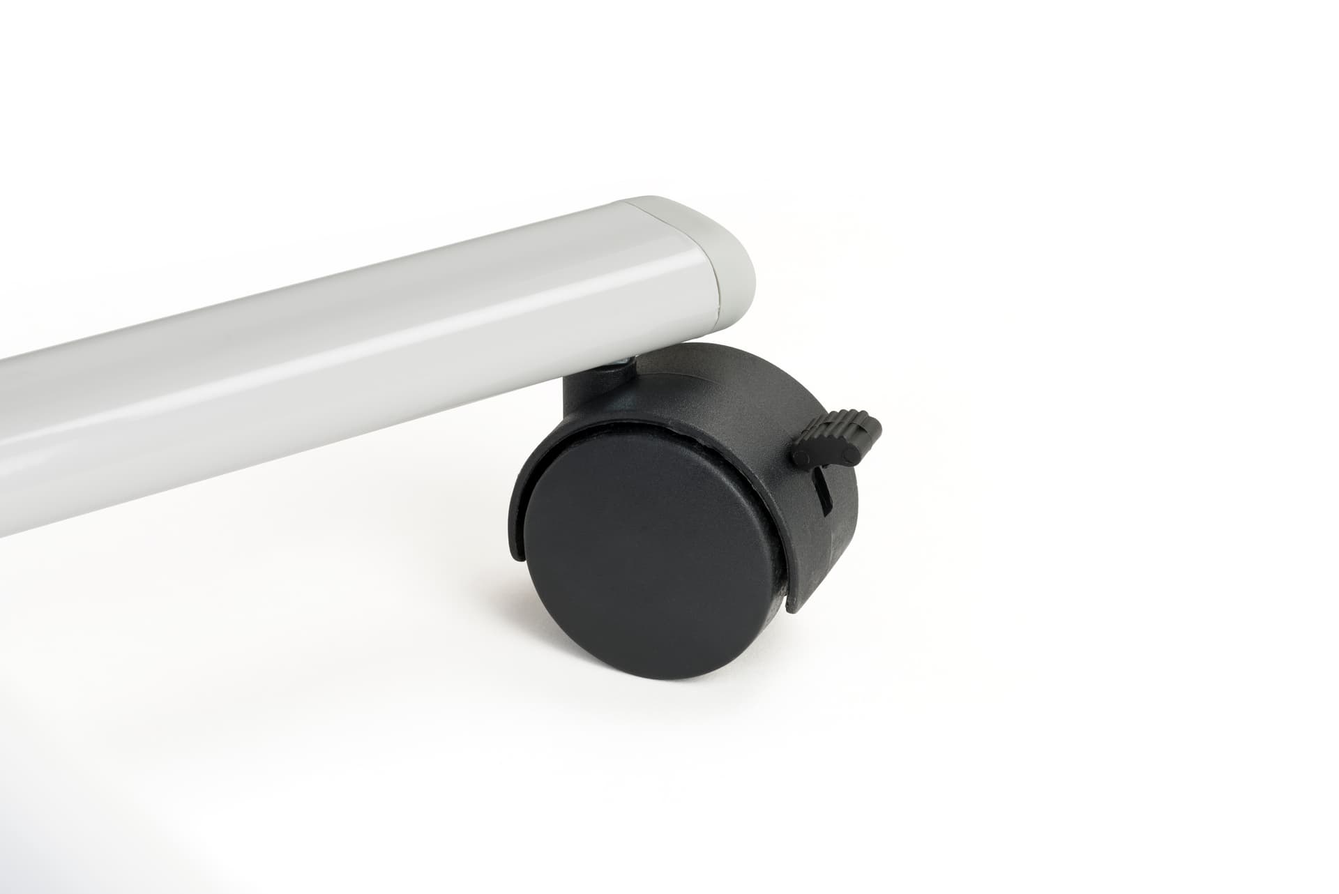 Magnetic whiteboard with four locking wheels