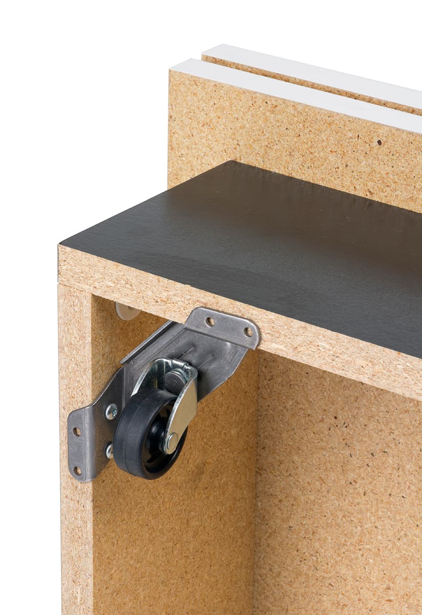 Freestanding Slatwall Display with Hidden Casters