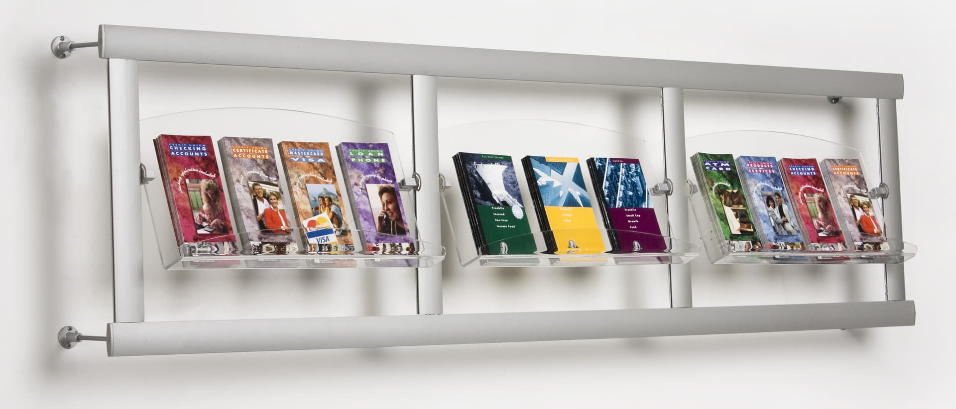 wall mounted brochure displays