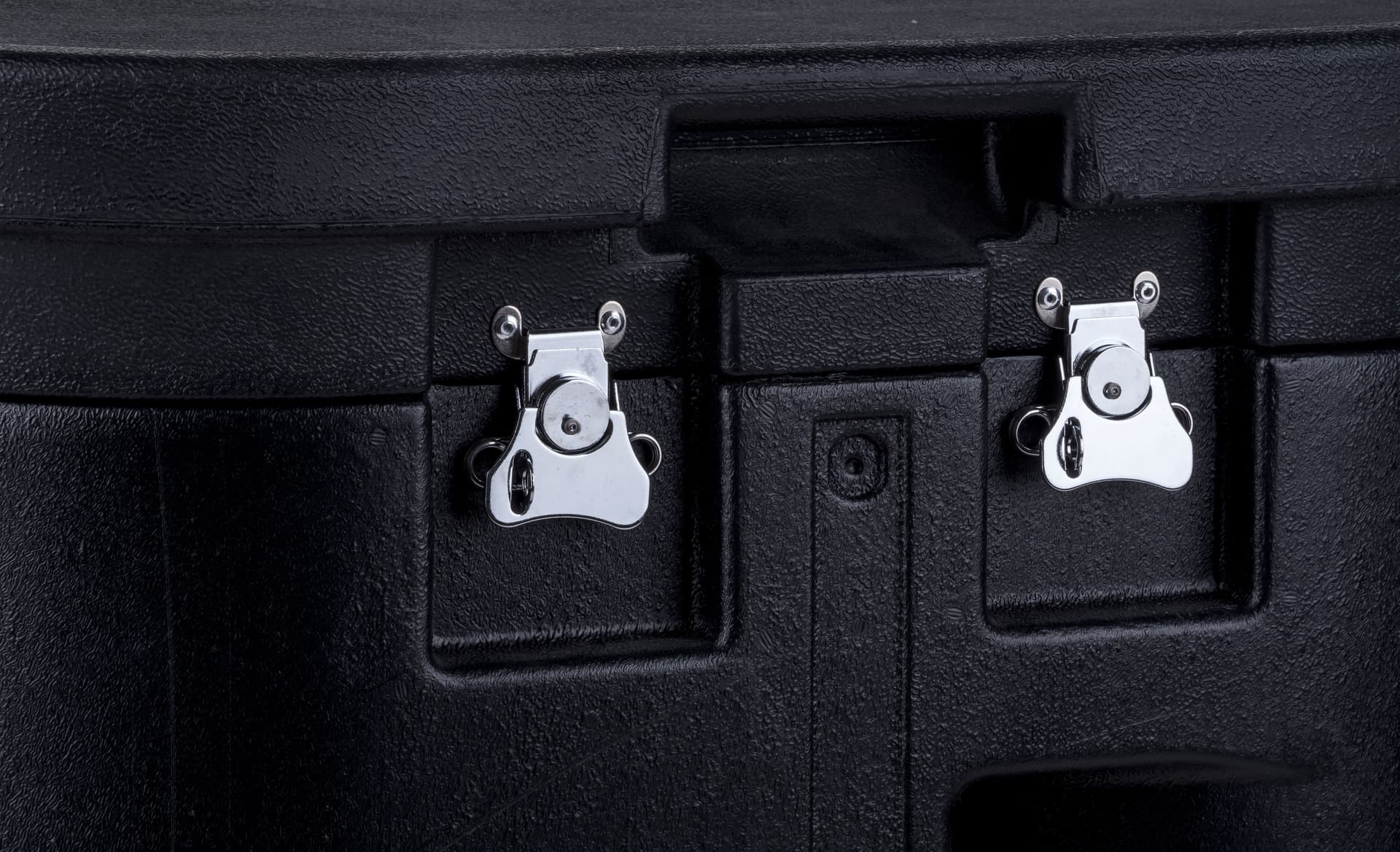 Backlit trade show booth kit includes locking case
